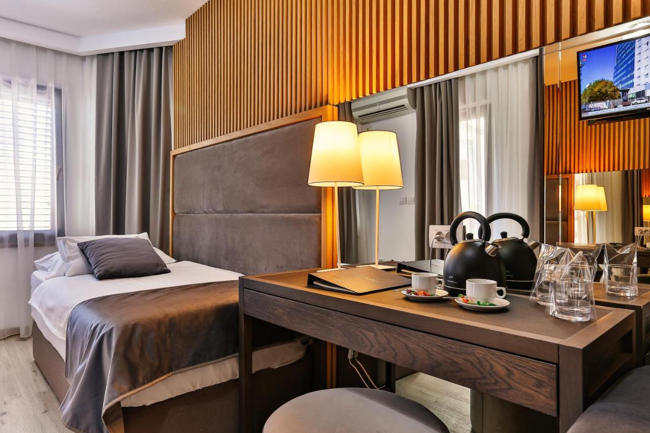 Villa Dvor Kornic Budva Ngoại thất bức ảnh